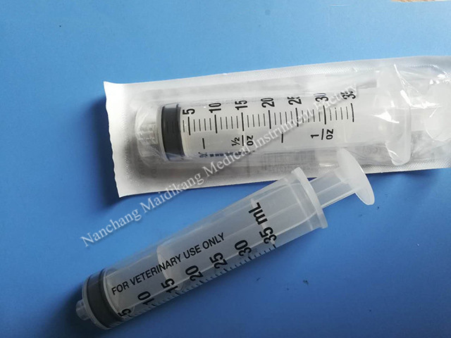 螺口注射器