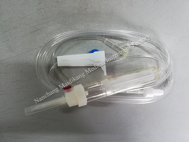 一次性使用输液器