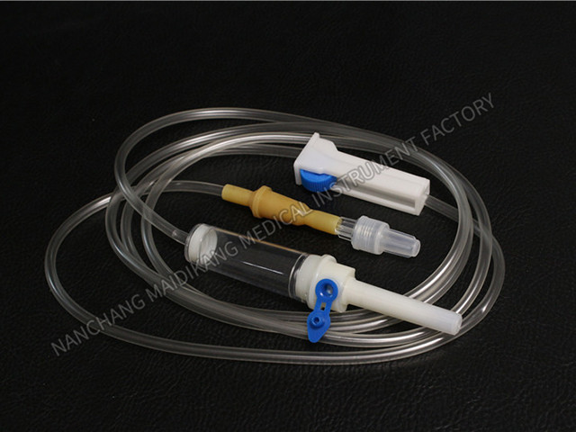 一次性使用输液器